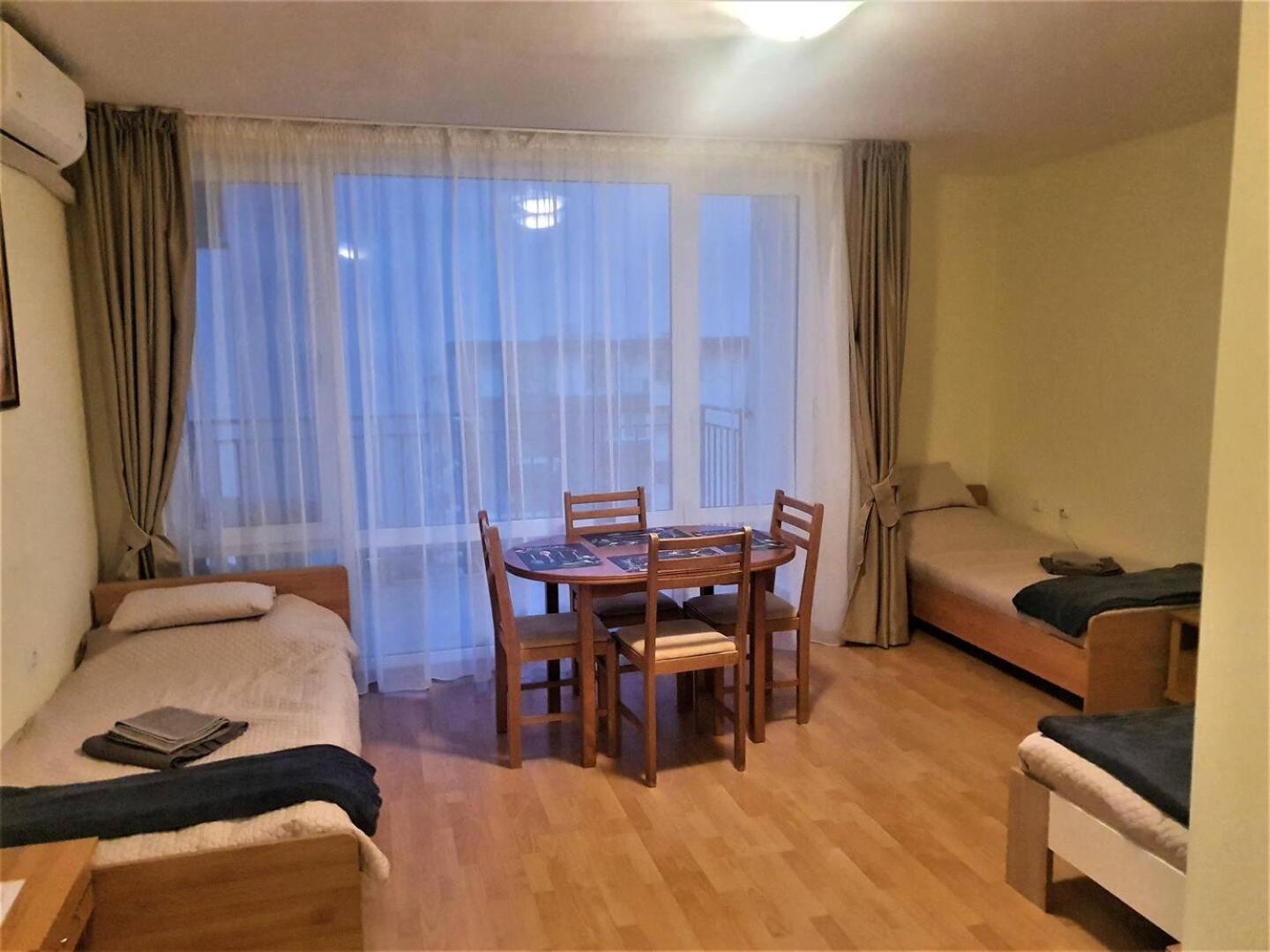 Apartment With View *